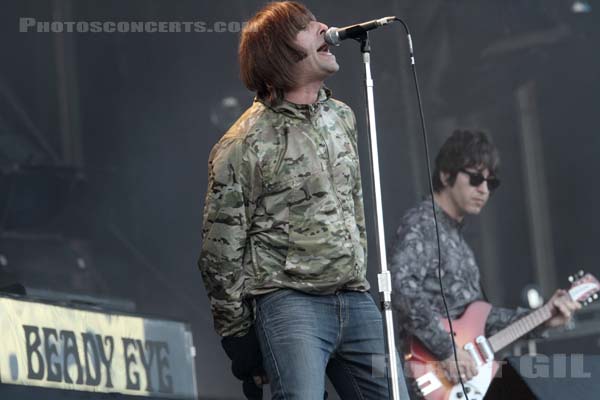 BEADY EYE - 2011-07-03 - BELFORT - Presqu'ile du Malsaucy - Liam Gallagher - 